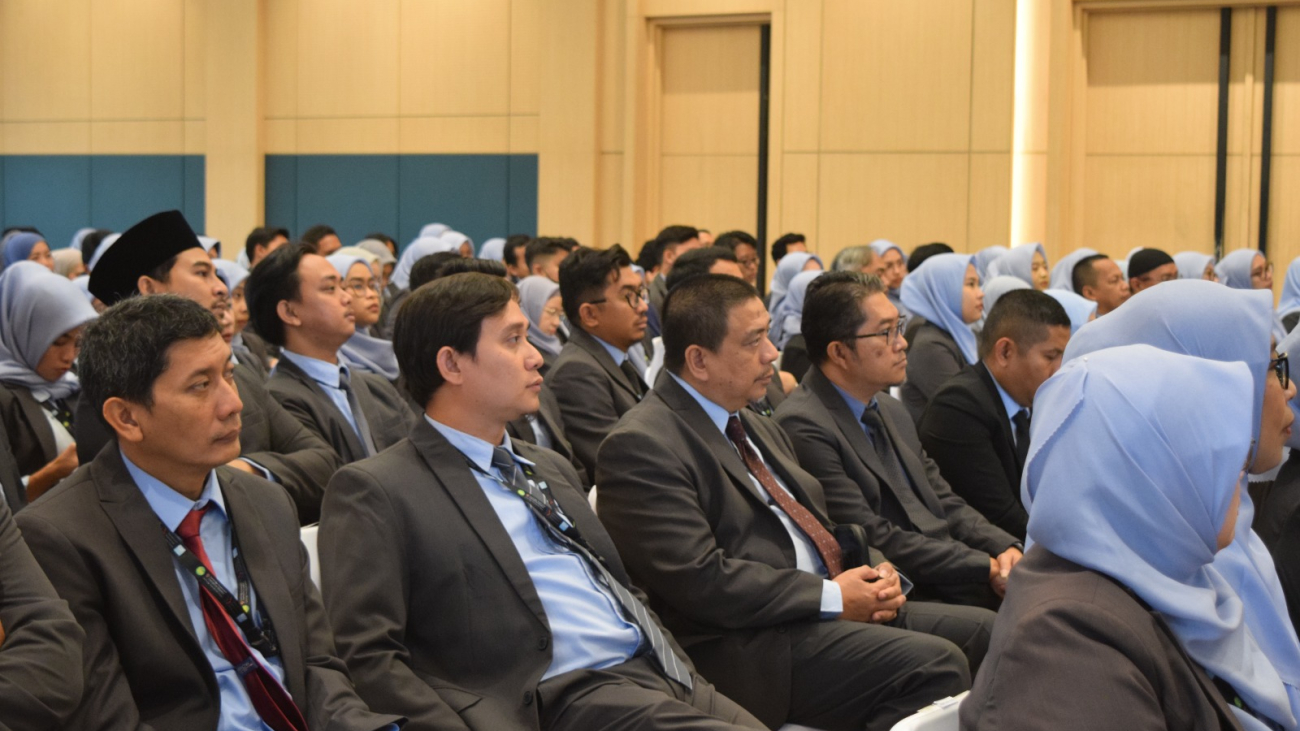 Arief Rosyid Guru Sebagai Arsitek Masa Depan Bangsa-2