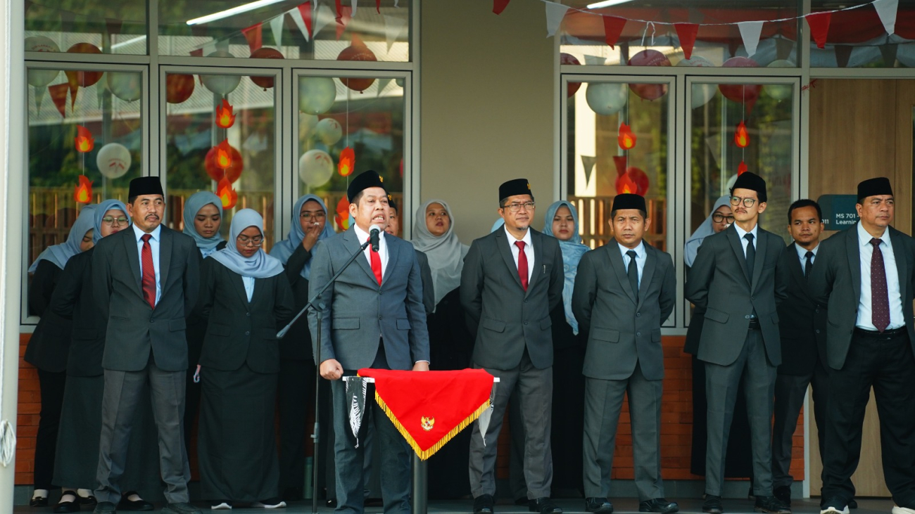 Pendidikan sebagai Jalan Kemerdekaan Pesan dari Upacara HUT RI ke-80 Sekolah BM 400 Cibubur
